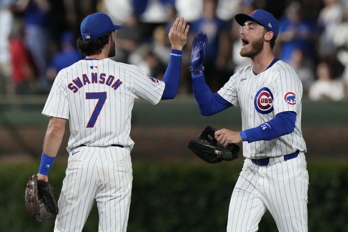 Cubs Rally with 3 Runs in 8th to Defeat Giants 5-2