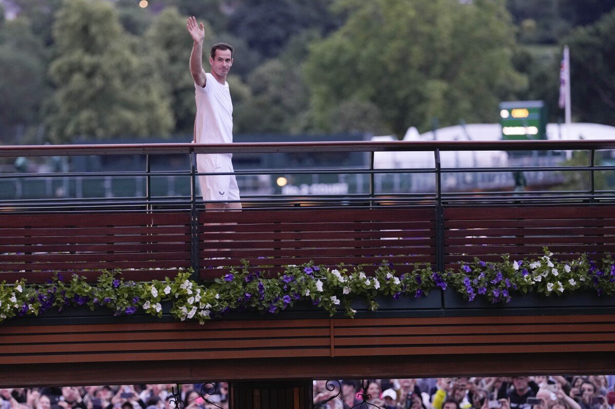 Emma Raducanu's withdrawal ends Andy Murray's Wimbledon mixed doubles career