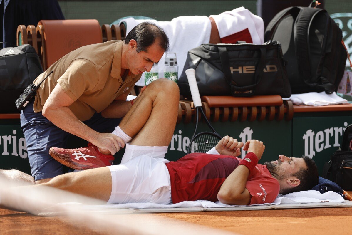 Novak Djokovic updates on successful knee surgery and plans for return to action