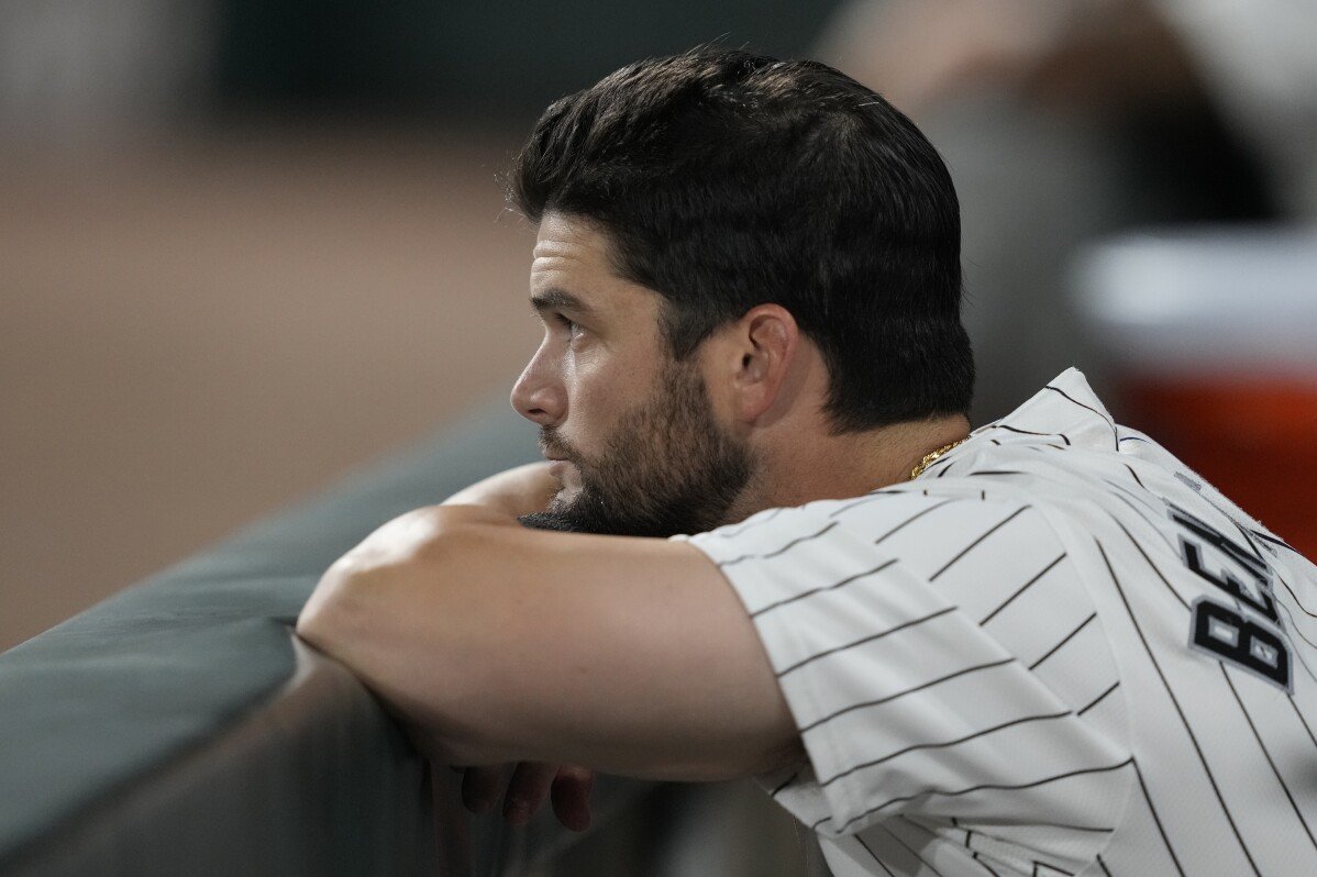 White Sox Break Franchise Record with 107th Loss in a Lopsided Season