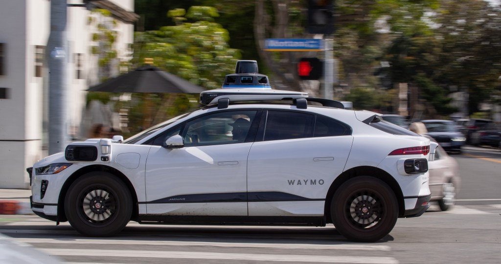 Feds investigate nine more incidents involving Waymo robotaxi safety concerns