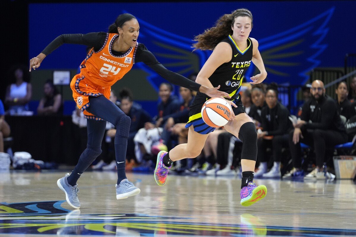 Dallas Wings' Maddy Siegrist to Miss 8 Weeks After Surgery on Broken Finger